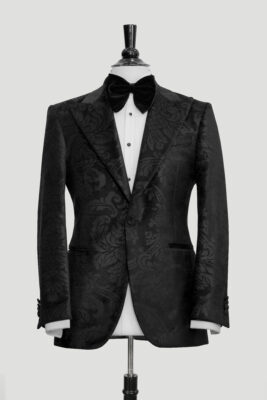 Costume Model Valentino