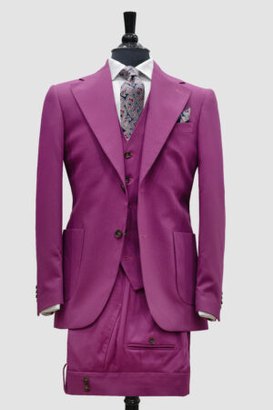 Alternative view of Costume Violet